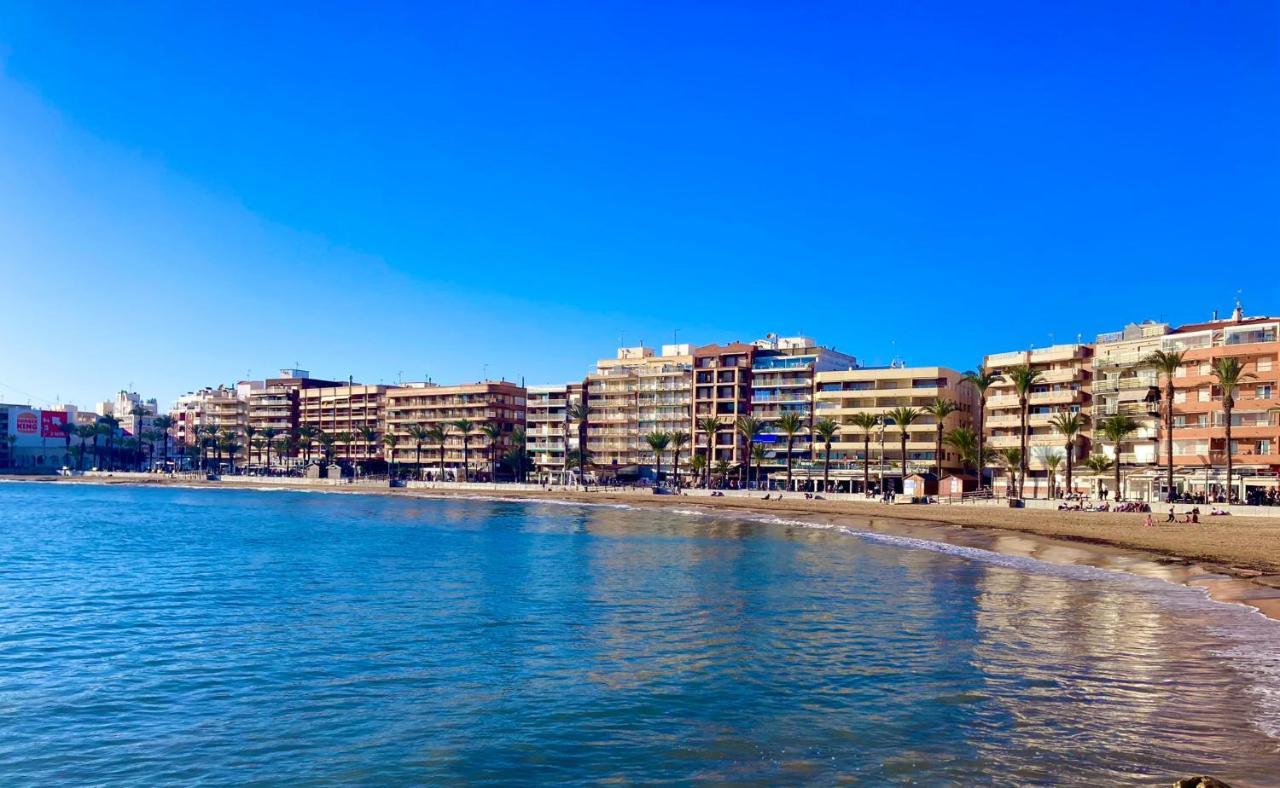Apartamento De Vacaciones Torrevieja Exterior foto